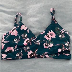 Fabletics sports bra size small